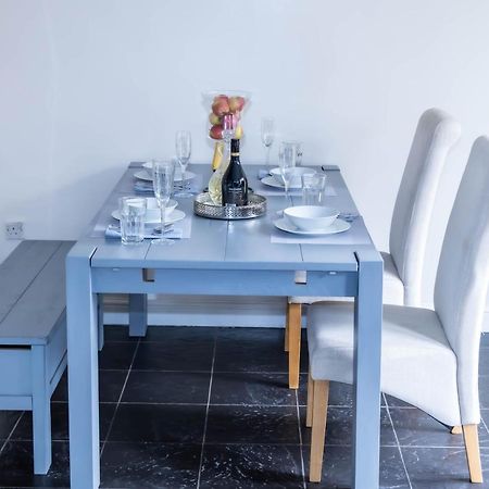 הוילה Penda Contractor And Leisure Guests נוטינגהאם מראה חיצוני תמונה