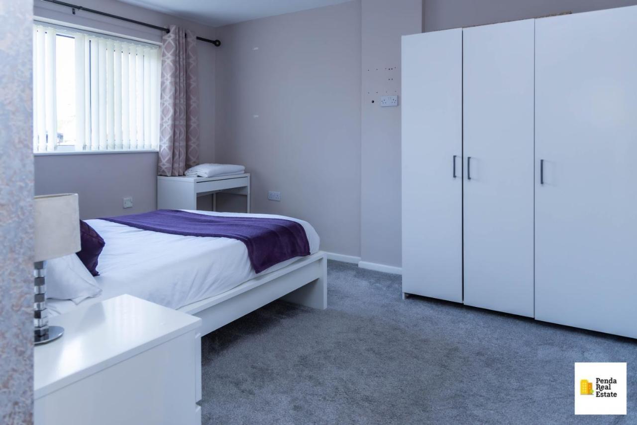 הוילה Penda Contractor And Leisure Guests נוטינגהאם מראה חיצוני תמונה