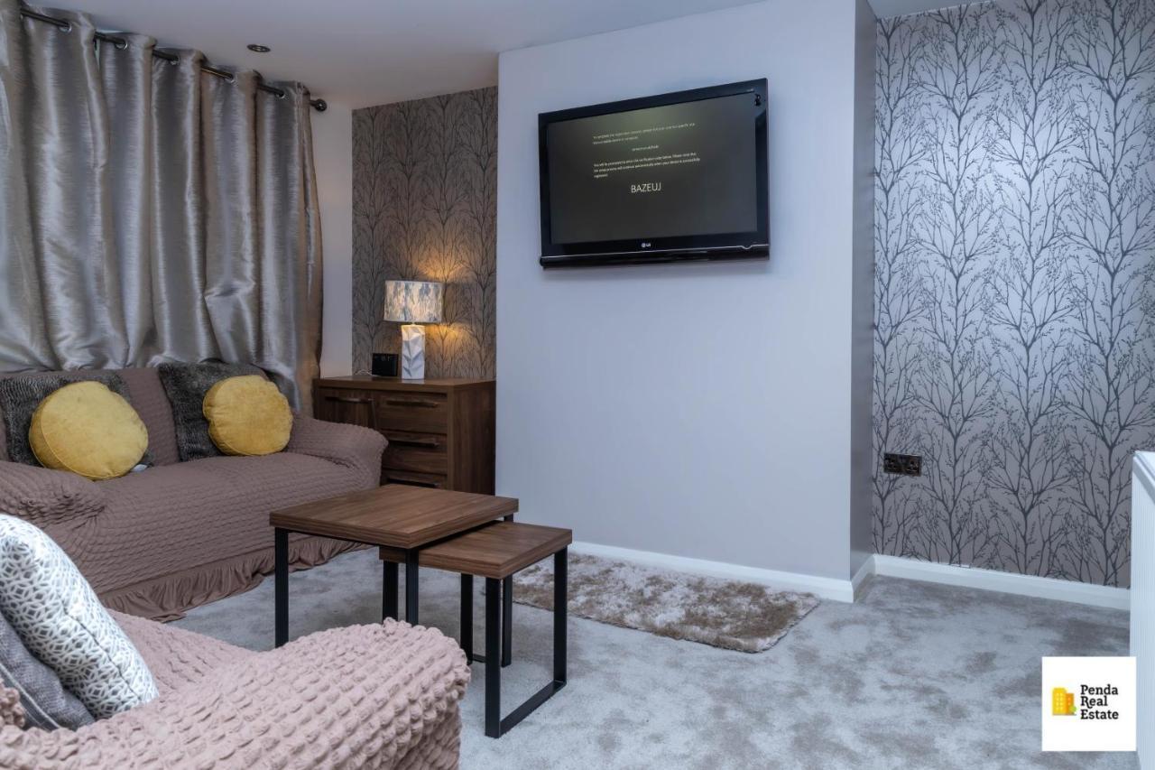הוילה Penda Contractor And Leisure Guests נוטינגהאם מראה חיצוני תמונה