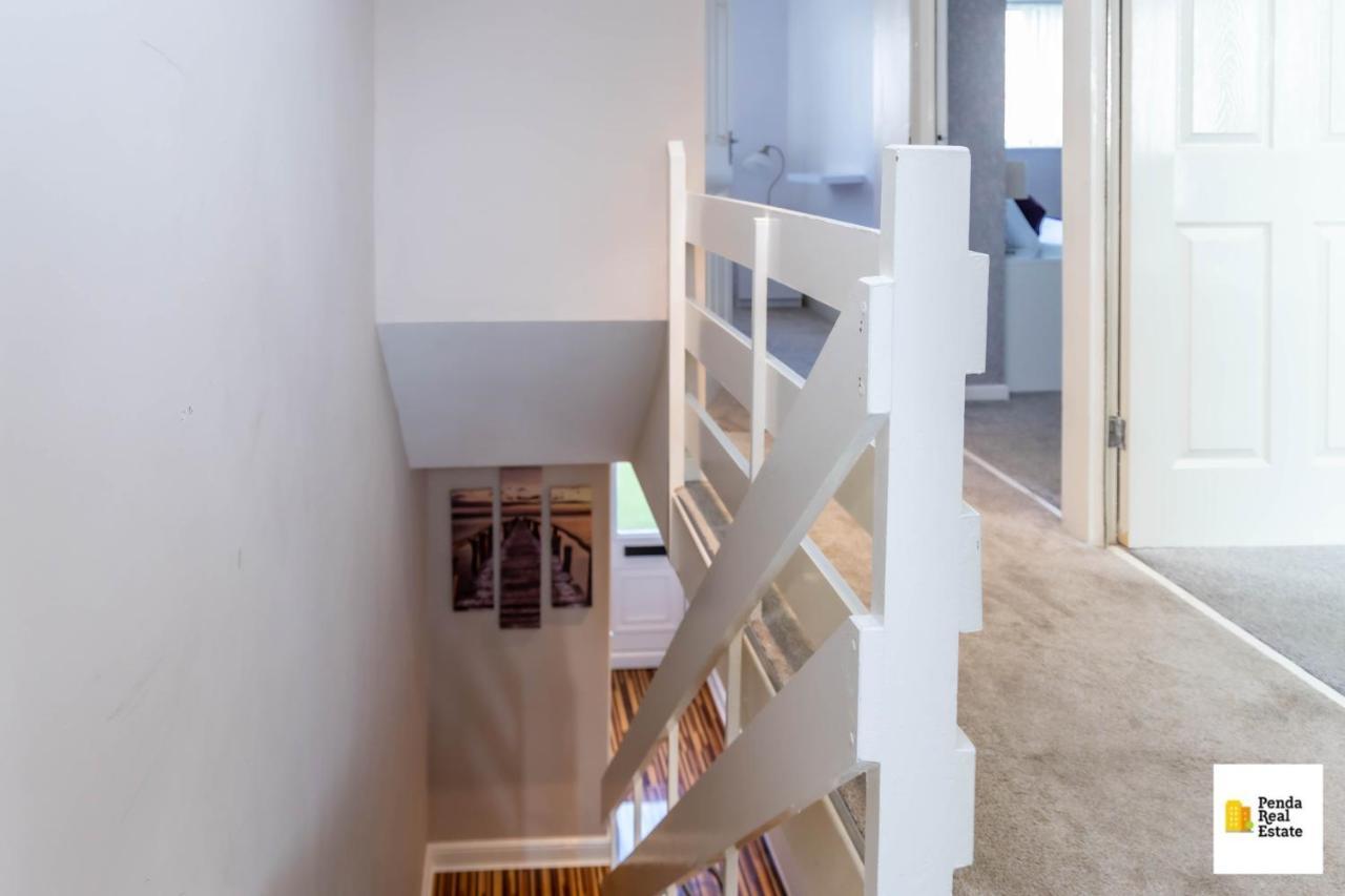 הוילה Penda Contractor And Leisure Guests נוטינגהאם מראה חיצוני תמונה